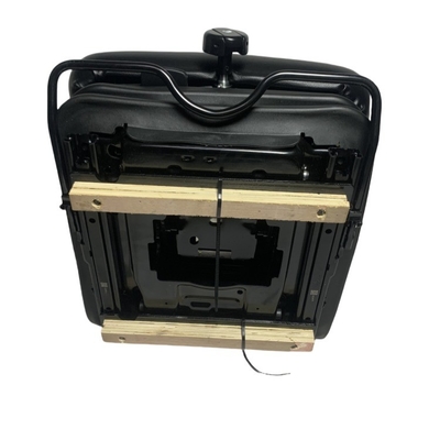 El asiento de montacargas universal con reposabrazos integrados de acero con respaldo de espalda plegable garantizado