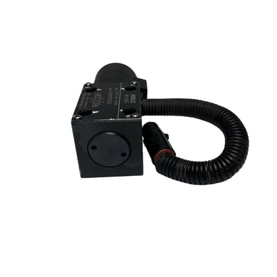 Las válvulas solenoides 130C3-82752 34E-10BY-24V YXQD100-42000 para el modelo de montacargas CPCD50-120