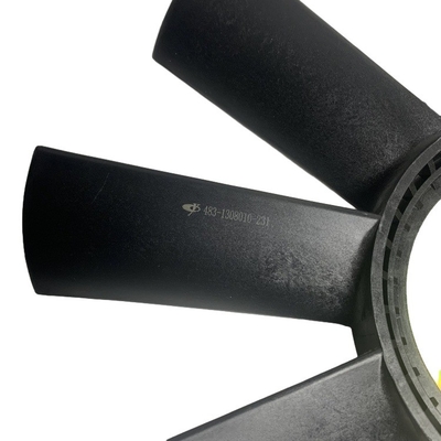 YUCHAI piezas de montacargas 483-1308010 Cuchilla de ventilador de radiador de plástico negro con un peso de 2,6 kg